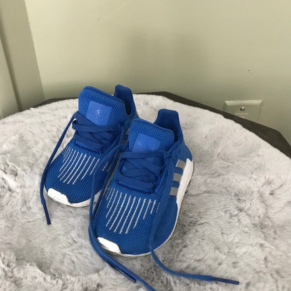 Adidas Toddler size 6 Running Shoes - Picture 1 of 3